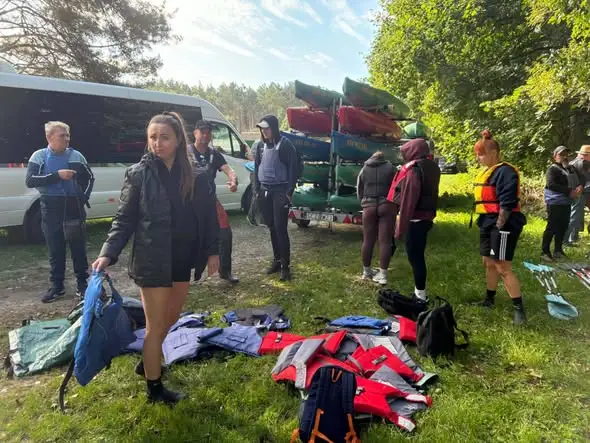 Spływ kajakowy rzeką Czernicą – 15 km przez serce Borów Tucholskich