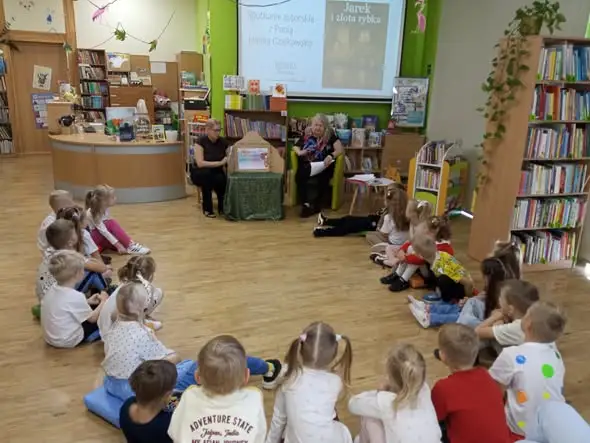 BajkoCzytanie w bibliotece w Barcinie – przedszkolaki w podróży z legendami pałuckimi