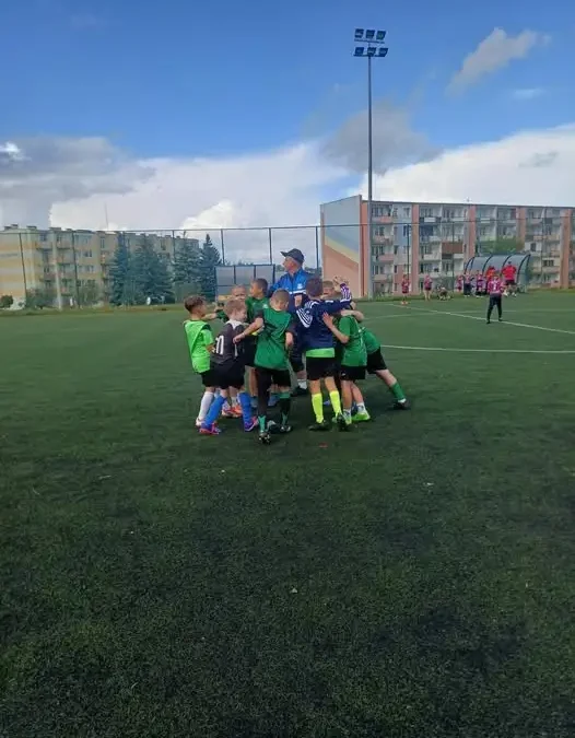 Orliki z Janowca Wielkopolskiego rozpoczęły sezon w Barcinie