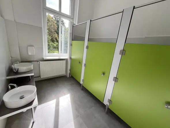 Wakacyjne remonty w szkołach i przedszkolu w Gminie Janowiec Wielkopolski