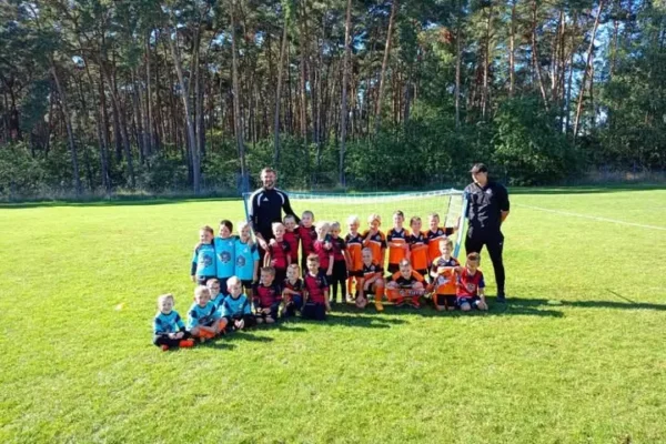 Młodzi piłkarze z Janowca Wielkopolskiego pokazali moc w turnieju