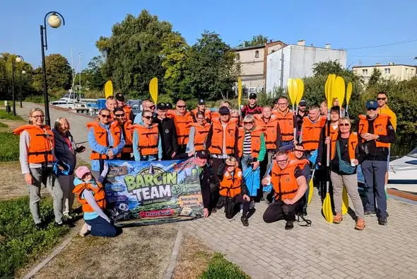 Sprzątanie Noteci w gminie Barcin – geocatcherzy i strażacy w akcji