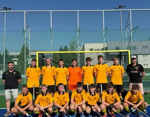 Hokejowa Gąsawa nie do zatrzymania! Juniorzy wygrywają w Poznaniu, weekend z kompletem zwycięstw