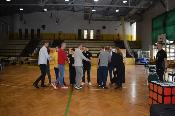 Barcin gospodarzem III edycji Miodowych Zawodów w Kostce Rubika