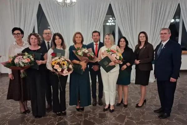 Nagrody Burmistrza Gąsawy z okazji Dnia Edukacji Narodowej