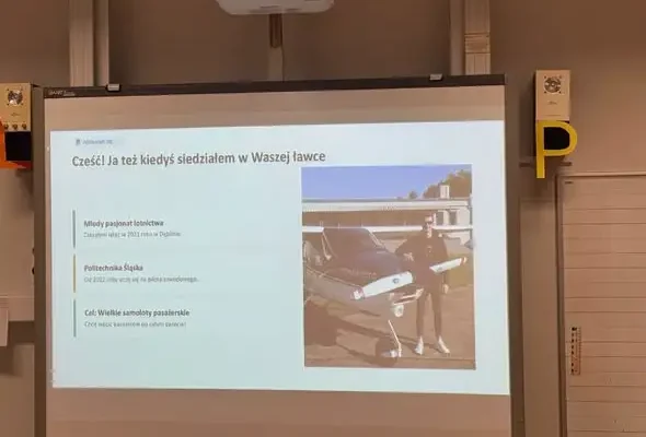 Uczniowie klasy 2a spotkali się z przyszłym pilotem – inspirująca lekcja o marzeniach
