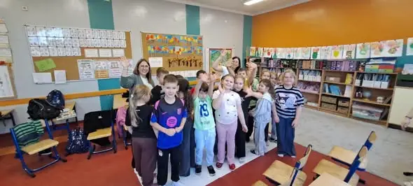 Integracja i zabawa w klasie IIc – psycholog i pedagog zorganizowały wyjątkowe zajęcia