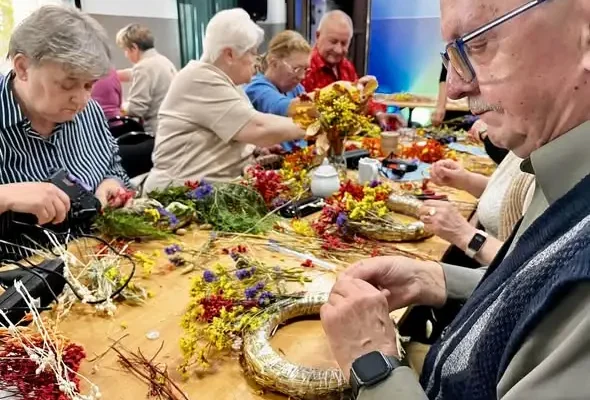 Poranki dla Seniorów w Łabiszynie – podsumowanie październikowych spotkań