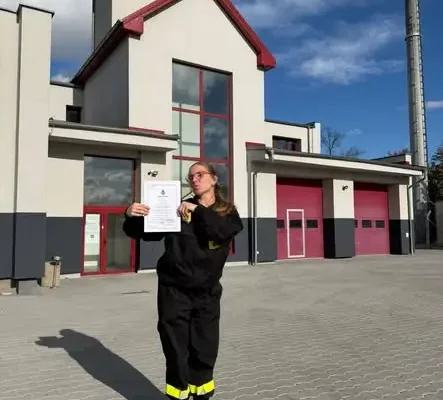 Nowe strażaczki w OSP Żnin po ukończeniu szkolenia podstawowego