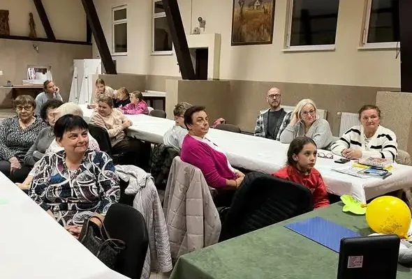 Psycholog o integracji dzieci i seniorów w projekcie „Pokolenia w jednym rytmie”